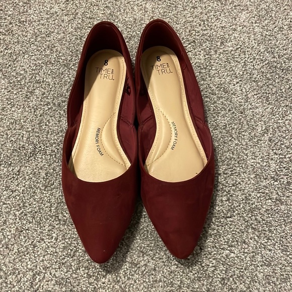 Time and Tru Shoes - Maroon Flats NWOT